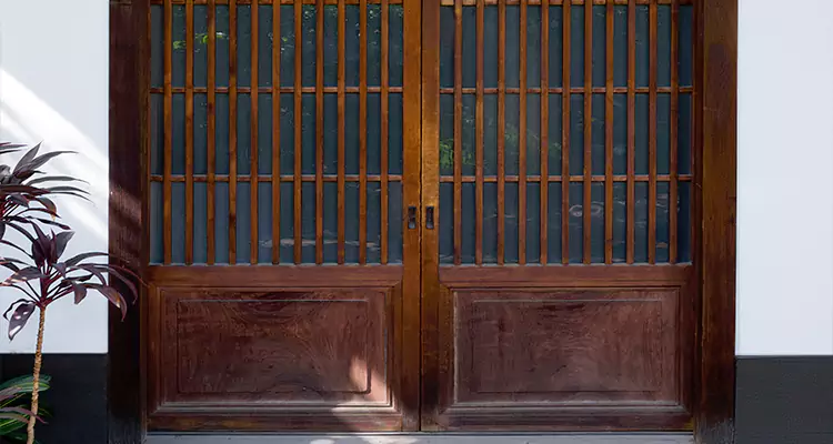 Accordion Patio Doors Repair in Lake Magdalene, FL