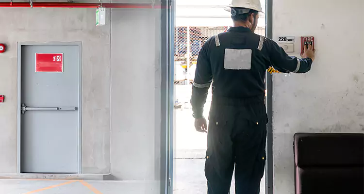 Emergency Fire Exit Door Repair in Lake Magdalene, FL