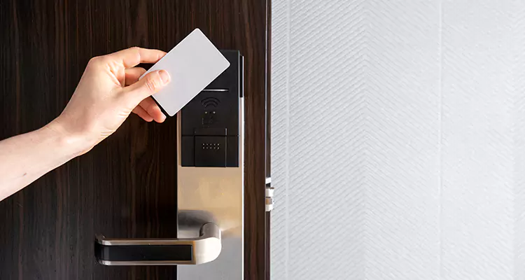 Why Choose Us for Hotel Keycard Lock Repair in Lake Magdalene, FL?