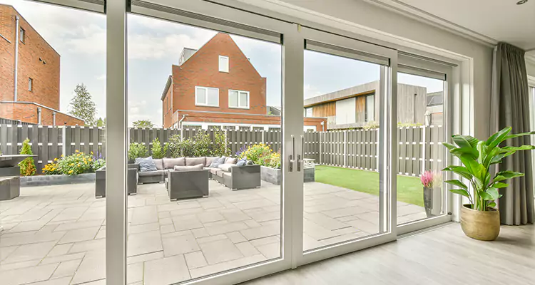 Why Choose Our Sliding Door Expert in Lake Magdalene, FL