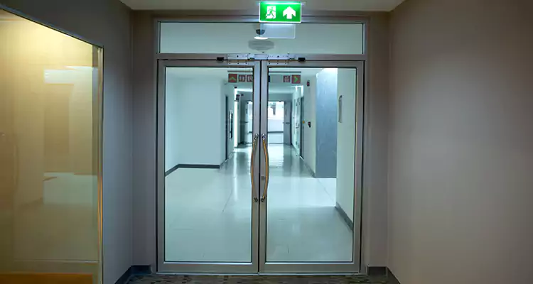 Emergency Glass Door Repair in Lake Magdalene, FL