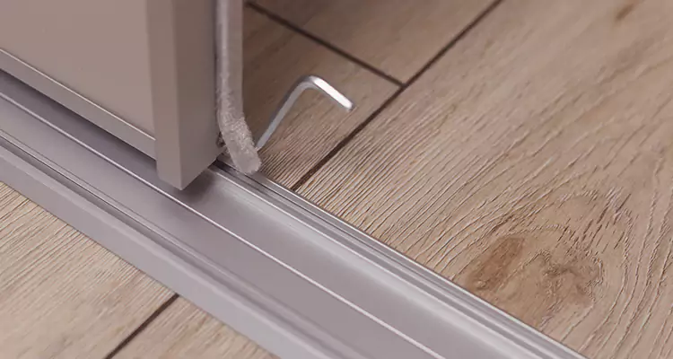 Squeaky Sliding Door Repair in Lake Magdalene, FL