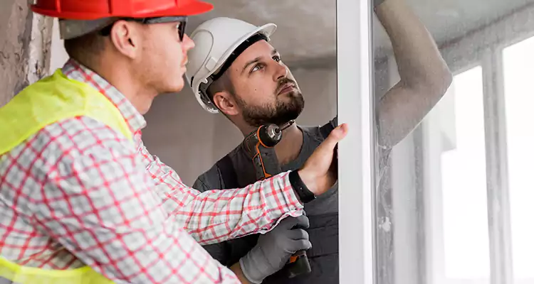Sliding Patio Door Sticking? Expert Repair in Lake Magdalene, FL.