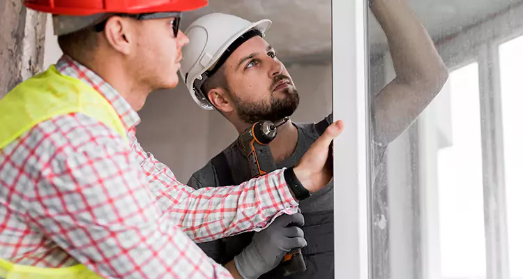 Vertical Crank Out Windows Repair in Lake Magdalene, FL